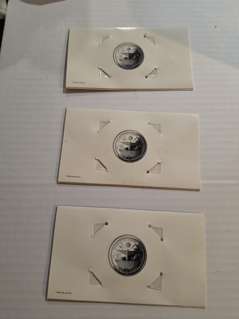 Marshall Islands First Men on the Moon $5 Commemorative Coin Card - Purple - Picture 6 of 12
